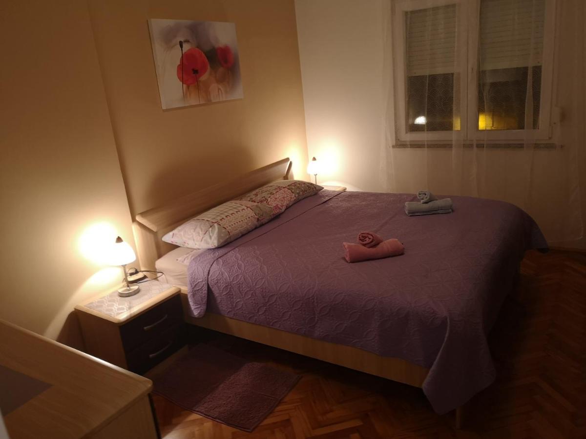 Tamy Apartment Pula Bagian luar foto